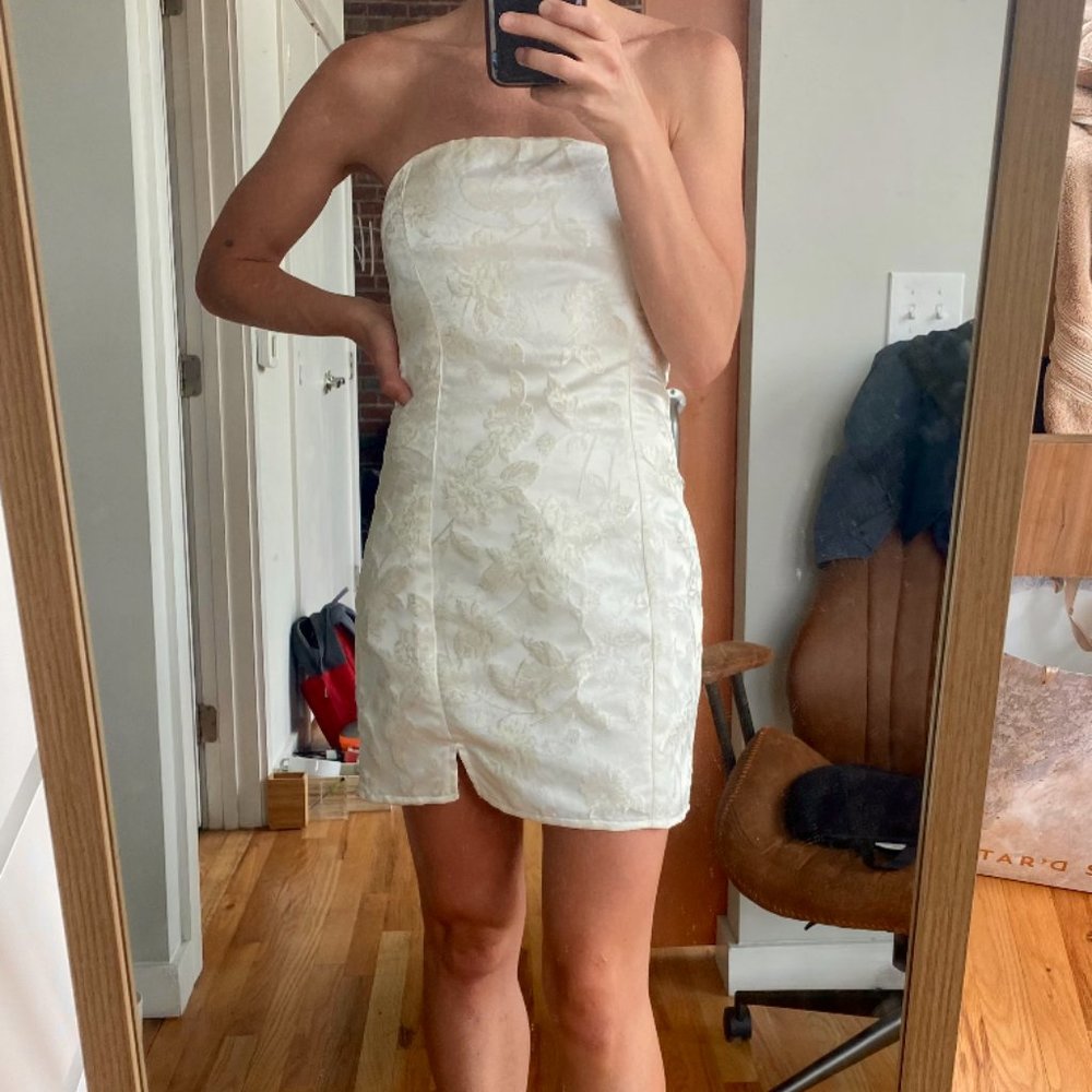 Only Lover White Satin Jacquard Strapless Mini Dress